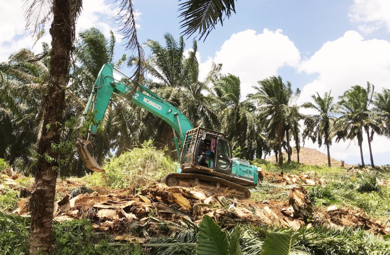 Máy Xúc KOBELCO SK200-8